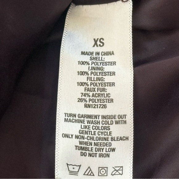 Aeropostale Womens XS Plum Puffer Jacket Hidden Hood Pockets Faux Fur Trim - Picture 9 of 10